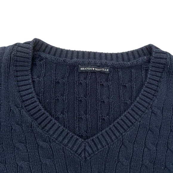 Brandy Melville Cable Knit Vneck Sweater Navy One Size Preppy Fisherman Academia - Picture 3 of 8